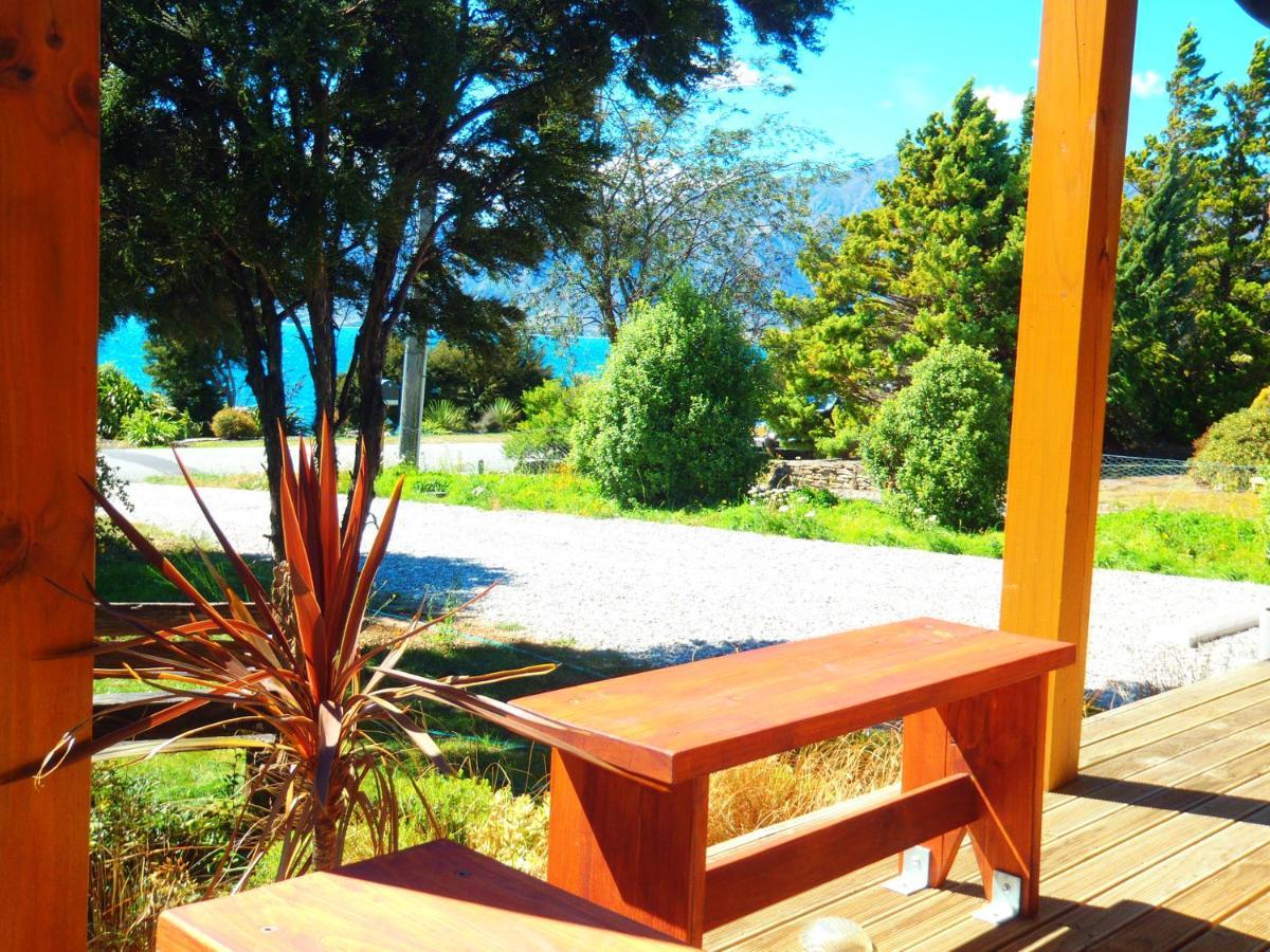 Lakefront Fantail Cottage Lake Hawea, Wanaka Dış mekan fotoğraf