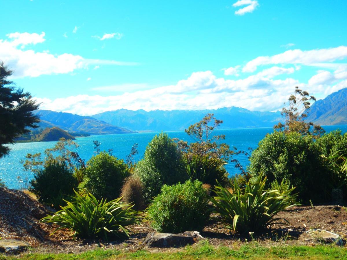 Lakefront Fantail Cottage Lake Hawea, Wanaka Dış mekan fotoğraf